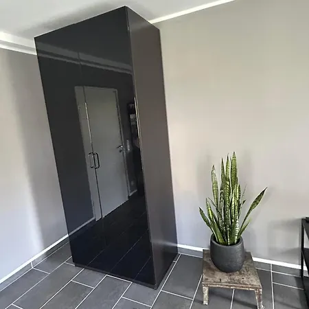Cosy Bungalow-Apartment In Ruhiger Toplage - Naehe Duesseldorf Krefeld Extérieur photo