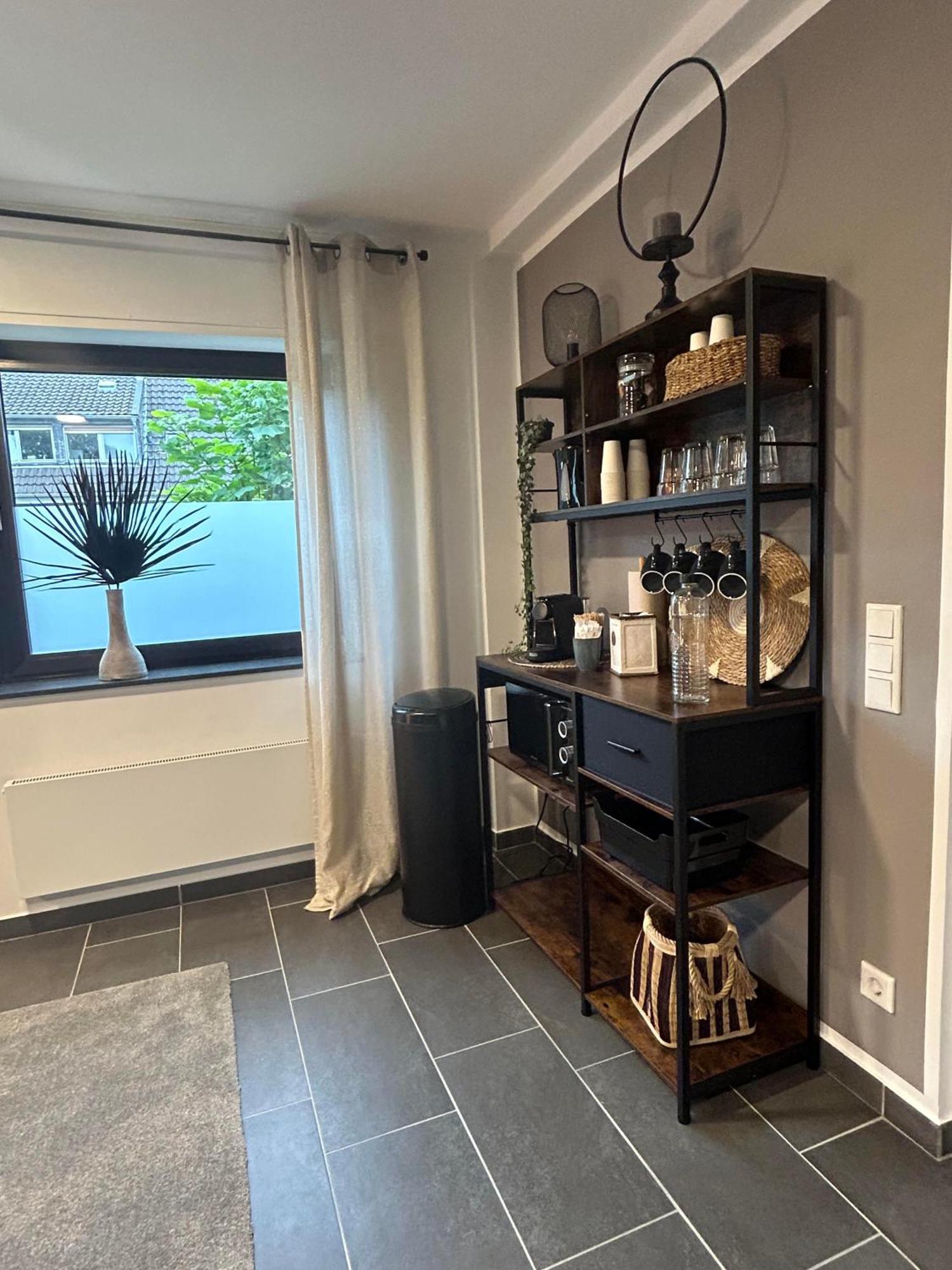 Cosy Bungalow-apartment In Ruhiger Toplage - Naehe Duesseldorf * Krefeld